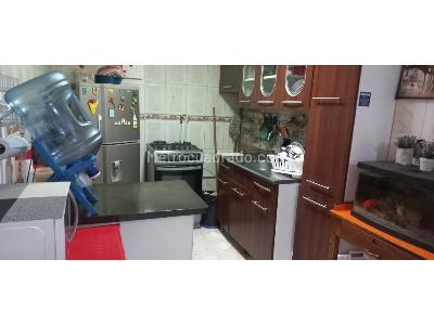 Casa de 5 alcobas en venta en La Campiña, Bogotá, 238 m² · foto 13 de 20