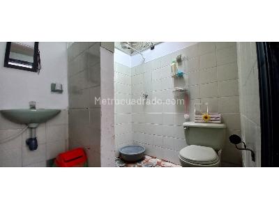 Casa de 5 alcobas en venta en Ciudad Jardin Nte, Bogotá, 320 m² · foto 11 de 19