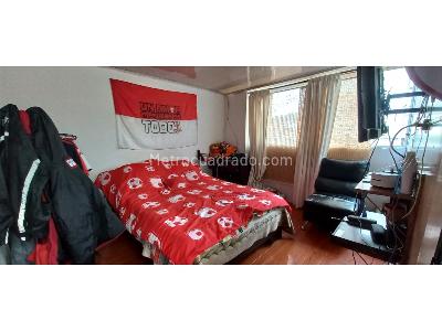 Casa de 5 alcobas en venta en Ciudad Jardin Nte, Bogotá, 320 m² · foto 16 de 19