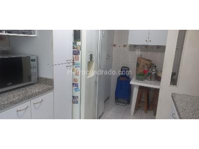 Casa de 4 alcobas en venta en Las Villas, Bogotá, 292 m² · foto 9 de 20