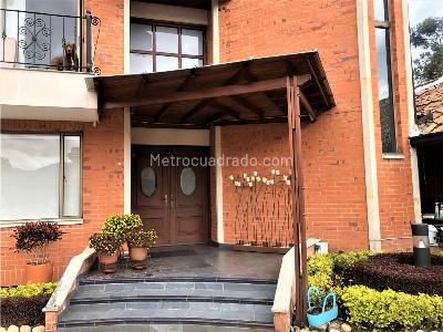 Casa de 4 alcobas en venta en La Balsa, Chía, 421 m² · foto 2 de 20