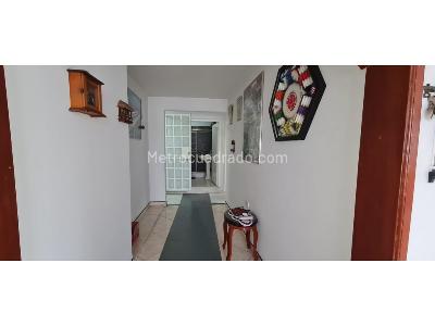 Casa de 5 alcobas en venta en Santa Marta Pastrana, Bogotá, 295 m² · foto 6 de 20