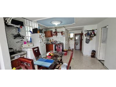 Casa de 5 alcobas en venta en Santa Marta Pastrana, Bogotá, 295 m² · foto 16 de 20