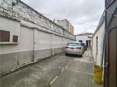 Casa de 5 alcobas en venta en San Cristobal Norte, Bogotá, 245 m² · foto 2 de 20