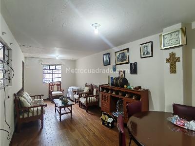 Casa de 5 alcobas en venta en San Cristobal Norte, Bogotá, 245 m² · foto 12 de 20