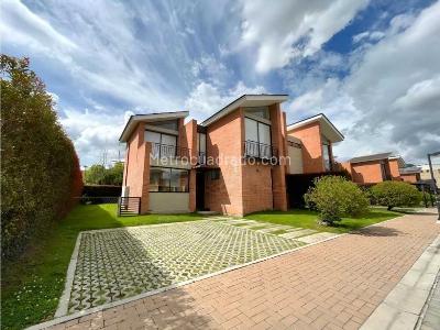 Casa en venta en Vereda Canelon, Cajicá · foto 2 de 20