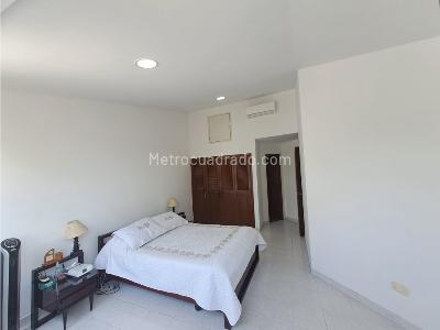 Apartamento en venta en Emporio, Villavicencio · foto 8 de 15