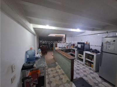 Casa de 4 alcobas en venta en Cantarrana, Villavicencio, 214 m² · foto 5 de 15
