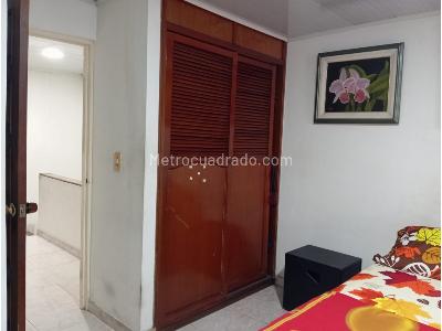 Casa de 4 alcobas en venta en Cantarrana, Villavicencio, 214 m² · foto 12 de 15