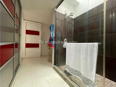 Casa de 3 alcobas en venta en El Buque, Villavicencio, 124 m² · foto 10 de 17