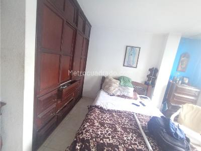 Casa de 4 alcobas en venta en La Esperanza, Villavicencio, 274 m² · foto 6 de 11