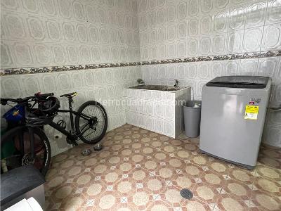 Casa de 3 alcobas en venta en Doña Luz, Villavicencio, 240 m² · foto 7 de 19
