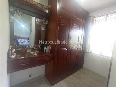 Casa de 3 alcobas en venta en Doña Luz, Villavicencio, 240 m² · foto 9 de 19