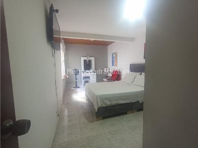 Casa de 3 alcobas en venta en Doña Luz, Villavicencio, 240 m² · foto 11 de 19
