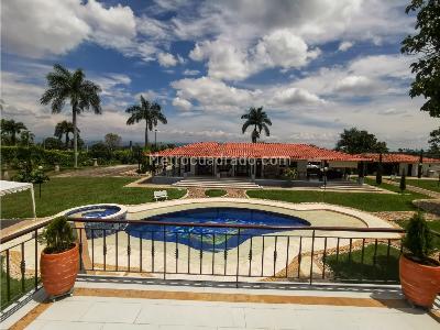 Casa de 5 alcobas en venta en Cerritos, Pereira · foto 2 de 20