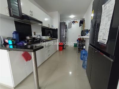 Apartamento de 2 alcobas en venta en La Terminal, Villavicencio, 98 m² · foto 12 de 20