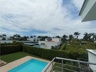 Casa de 4 alcobas en venta en Via Puerto Lopez, Villavicencio, 645 m² · foto 9 de 20