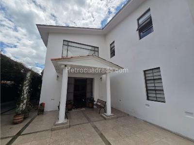 Casa de 4 alcobas en venta en Funza, Funza, 300 m² · foto 2 de 20
