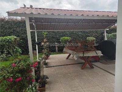 Casa de 4 alcobas en venta en Funza, Funza, 300 m² · foto 14 de 20