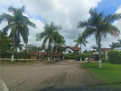 Casa de 3 alcobas en venta en Corredor Ecologico, Villavicencio, 300 m² · foto 2 de 20