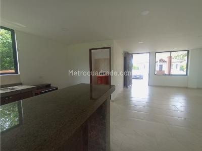 Casa de 3 alcobas en venta en Corredor Ecologico, Villavicencio, 300 m² · foto 4 de 20