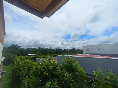 Casa de 3 alcobas en venta en Corredor Ecologico, Villavicencio, 300 m² · foto 17 de 20