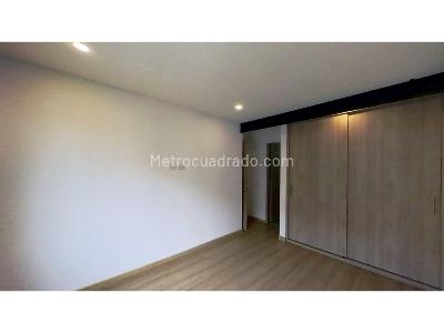 Apartamento de 2 alcobas en venta en Hayuelos, Bogotá, 62 m² · foto 9 de 18
