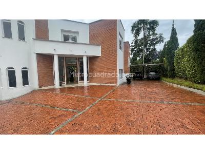 Casa en venta en Cerritos, Pereira · foto 2 de 20