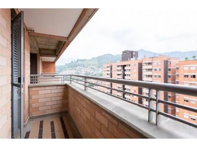 Apartamento en venta en Suramerica, Itagüí · foto 8 de 15