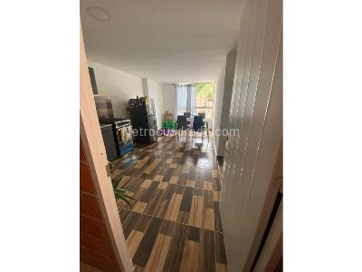 Apartamento de 2 alcobas en venta en La Gabriela, Bello, 40 m² · foto 4 de 13