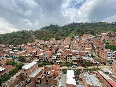 Apartamento de 2 alcobas en venta en La Gabriela, Bello, 40 m² · foto 13 de 13