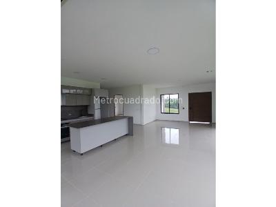 Casa en venta en Condina, Pereira · foto 5 de 17