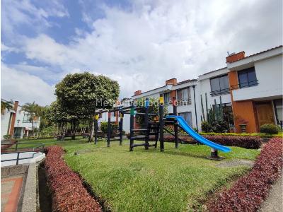 Casa en venta en Av Sur, Pereira · foto 2 de 18