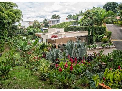 Casa de 4 alcobas en venta en Cerritos, Pereira, 420 m² · foto 14 de 14