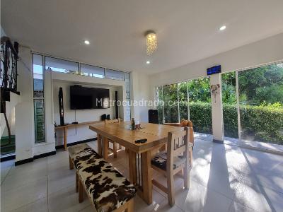 Casa de 4 alcobas en venta en Pueblito Cafetero, Pereira, 370 m² · foto 8 de 13