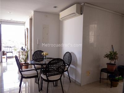 Apartamento de 3 alcobas en venta en Kennedy, Girardot, 128 m² · foto 5 de 20