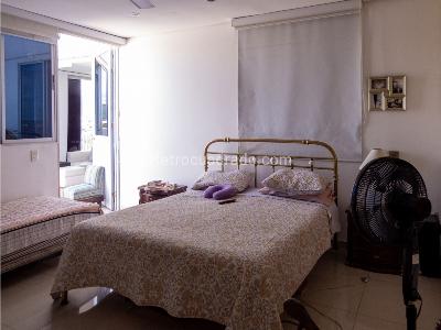 Apartamento de 3 alcobas en venta en Kennedy, Girardot, 128 m² · foto 8 de 20