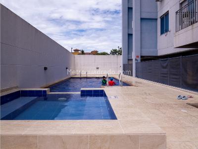 Apartamento de 3 alcobas en venta en Kennedy, Girardot, 128 m² · foto 12 de 20