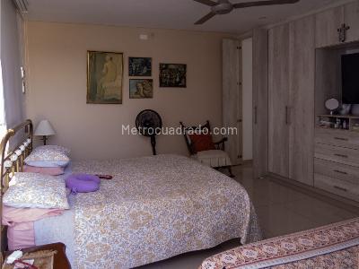 Apartamento de 3 alcobas en venta en Kennedy, Girardot, 128 m² · foto 17 de 20