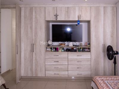 Apartamento de 3 alcobas en venta en Kennedy, Girardot, 128 m² · foto 18 de 20
