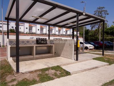 Apartamento de 2 alcobas en venta en Rosa Blanca Girardot, Girardot, 50 m² · foto 12 de 18
