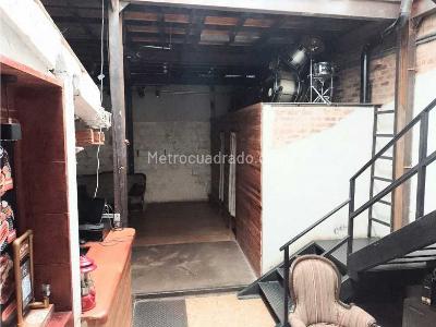 Casa de 5 alcobas en venta en Los Alcazares, Bogotá, 220 m² · foto 15 de 20