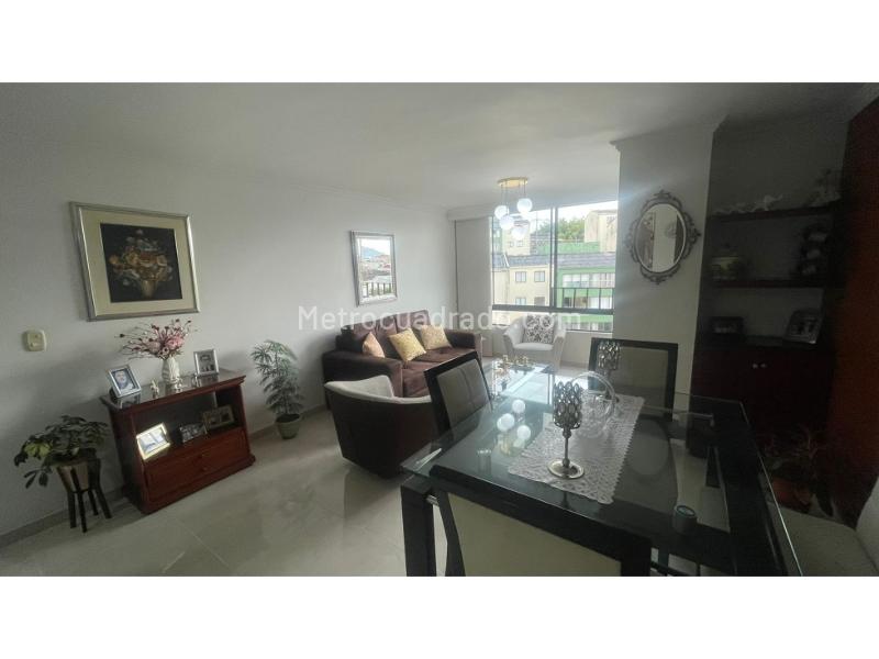 Piso – Pereira, La Aurora - Más