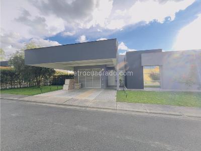 Casa en venta en Condina, Pereira · foto 3 de 20