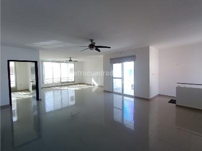 Apartamento de 4 alcobas en venta en Galicia, Santa Marta, 175 m² · foto 2 de 20