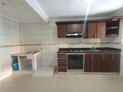 Casa de 3 alcobas en venta en Hacaritama, Villavicencio, 111 m² · foto 3 de 20