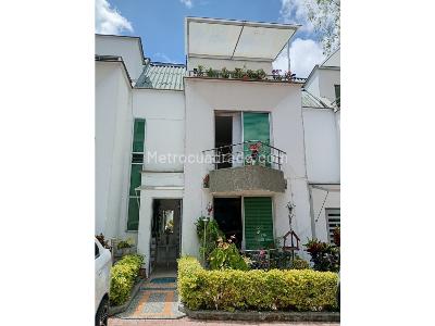 Casa de 3 alcobas en venta en Providencia, Armenia, 95 m² · foto 2 de 20