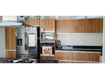 Casa de 4 alcobas en venta en El Caimo, Armenia, 252 m² · foto 4 de 16
