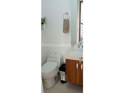 Casa de 4 alcobas en venta en El Caimo, Armenia, 252 m² · foto 9 de 16