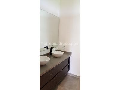 Casa de 5 alcobas en venta en Via Aeropuerto El Eden, Armenia, 420 m² · foto 15 de 20